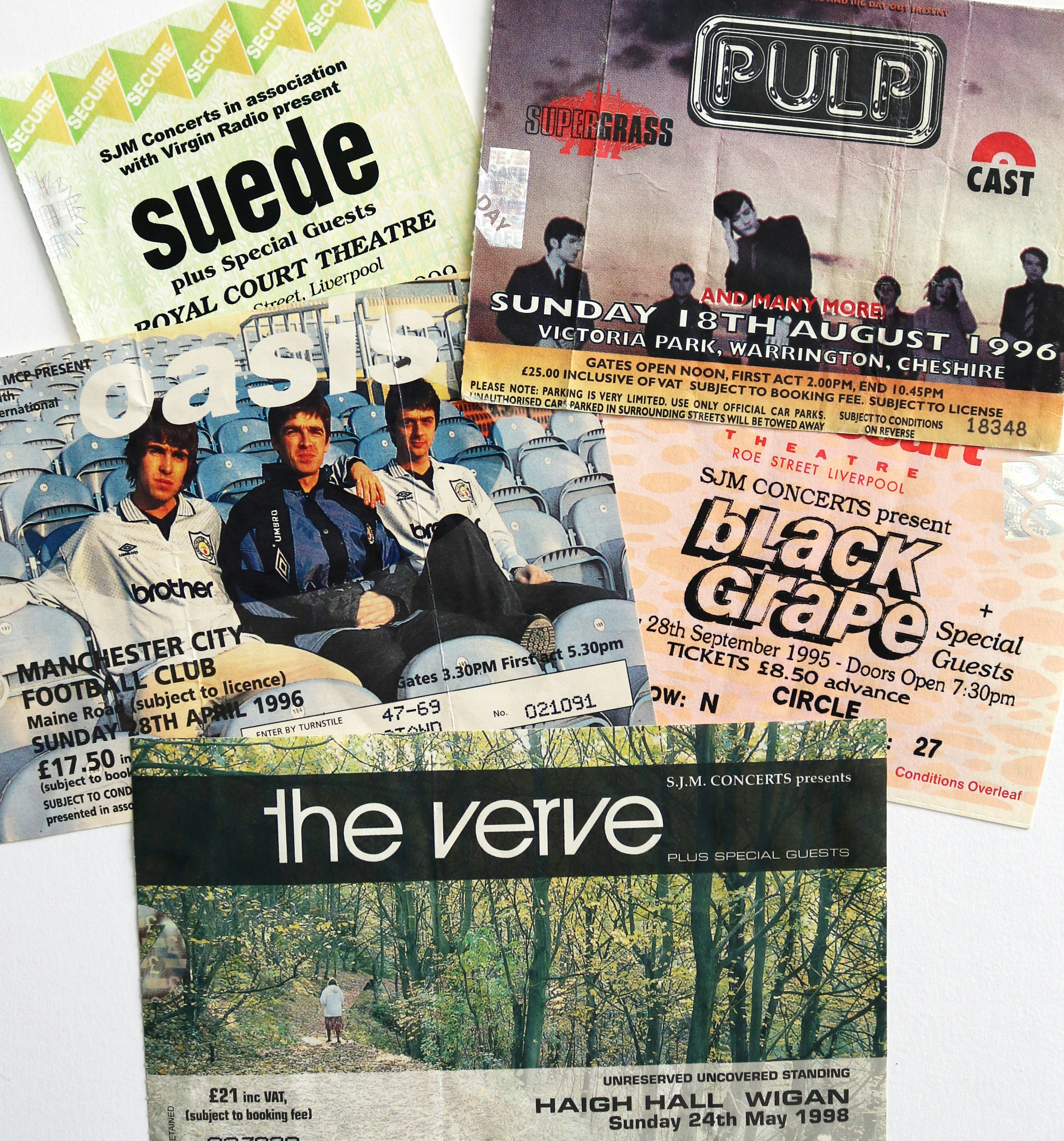 Detail of temperature setting button on kettle bass with digital degree readout.